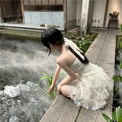山南伴游女生仇吉月的资料